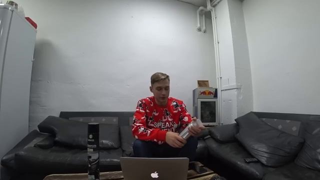 полироль пластика, чернить шин и другое
