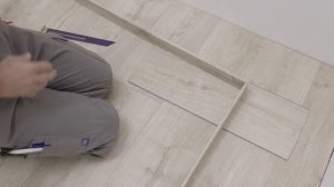 Инструкция по монтажу винилового плинтуса Quick Step клеевой способ