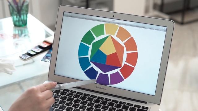 КОЛОРИСТИКА В ПЕРМАНЕНТНОМ МАКИЯЖЕ (работа с корректорами для бровей) круг Иттена