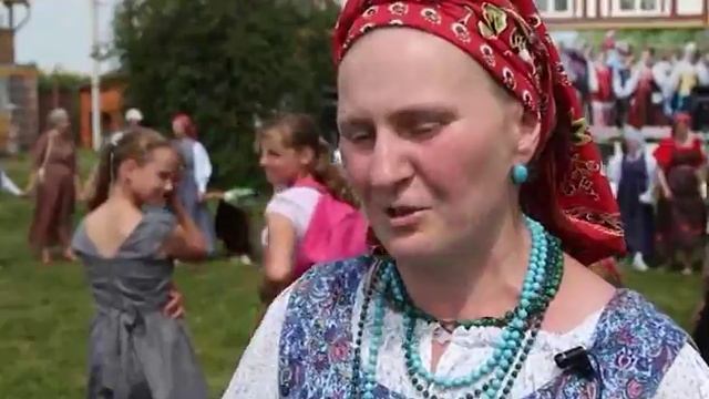 В селе Безводное Кстовского района прошел фольклорный праздник «Троицкие круги» смотреть онлайн