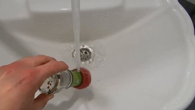 Как открыть одноразовую мельницу для специй / How to open a disposable spice mill смотреть онлайн