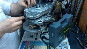 Двигатель 157QMJ (поршень 63мм-200сс), установка вторичного вала и обгонной шестерни