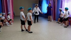 Праздник 23 февраля в старшей группе .mp4