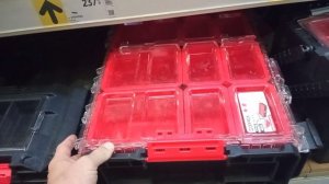 Выбираю органайзер для болтиков-шурупчиков!