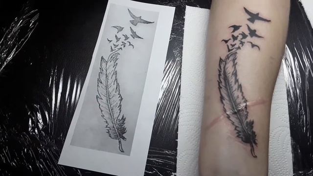 Татуировка перышко. Нежная Татуировка для девушки. Примерные цены здесь eli-stor.com смотреть онлайн