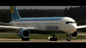 Резвый взлет с коротким разбегом. Boeing 767-33P(ER) Uzbekistan airways