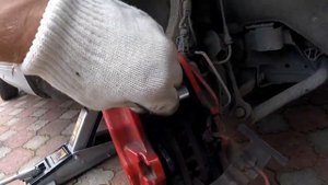 AUDI Q7 Замена передних колодок,колодки Delphi отзыв