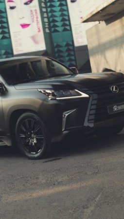 Lexus LX оклейка, покраска дисков, установка автосигнализации