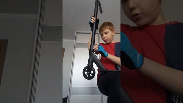 Мой самокат LIMIT смотреть онлайн