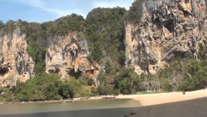 Таиланд  Краби  Проход с Railay Beach на пляж Tonsai Bay, март 2018