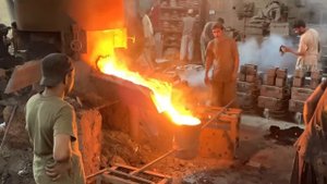 Manufacturing process of brake drum in local factory See how this thing made in factory