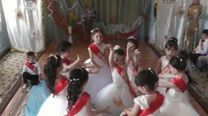 Креативный танец на выпускном - "Птицы"