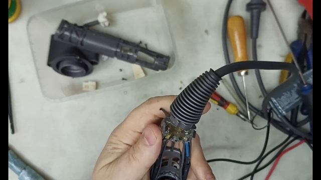 Ремонт фена Dyson, не включается смотреть онлайн