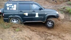 уаз патриот. офф-роуд внедорожники джип автогонки полный привод 4х4 сборы на соревнования