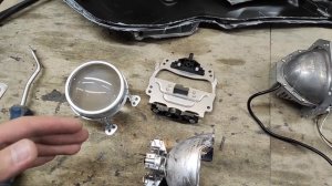 Как улучшить свет фар на Toyota Camry V50 тюнинг фар установка светодиодных Bi Led линз