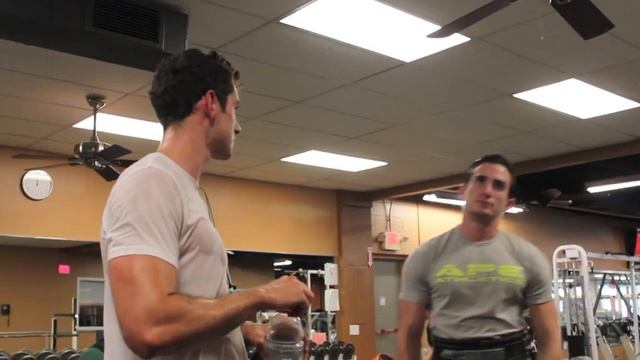 Bench Press Day with Maxx Chewning смотреть онлайн