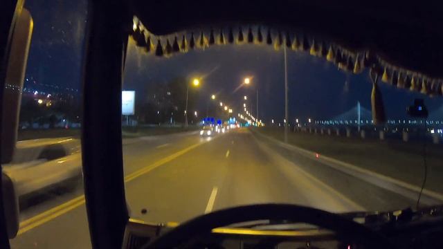 Рохля в место домкрата, установил Направляющие для штор в кабине !! смотреть онлайн