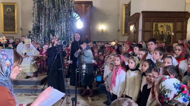 Колядка в исполнении детского хора воскресной школы смотреть онлайн