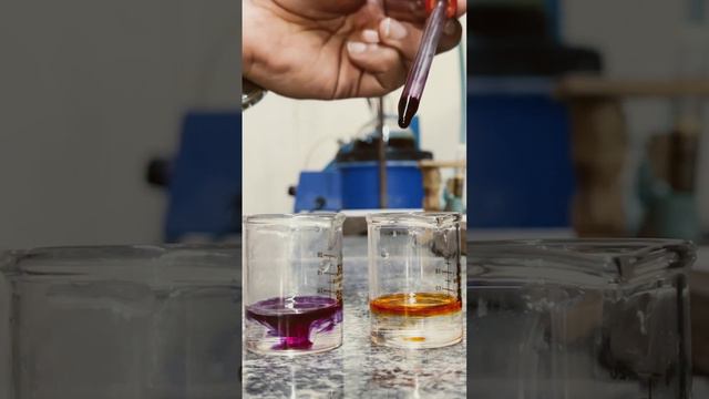 #Chemical reaction #colourless liquids #chemistrypracticals  #scienceexperiment #SirG