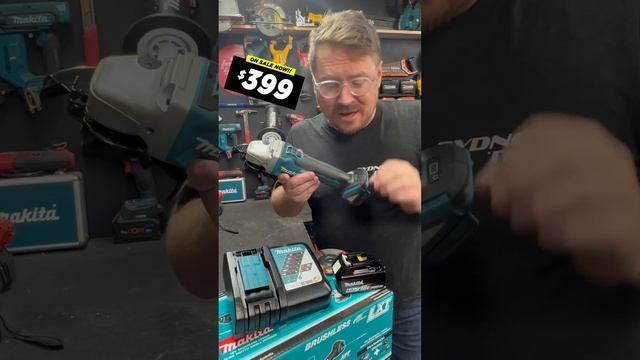 On Sale Now!! Makita DGA504 125mm Grinder Kit ✅ #welovetools #makita