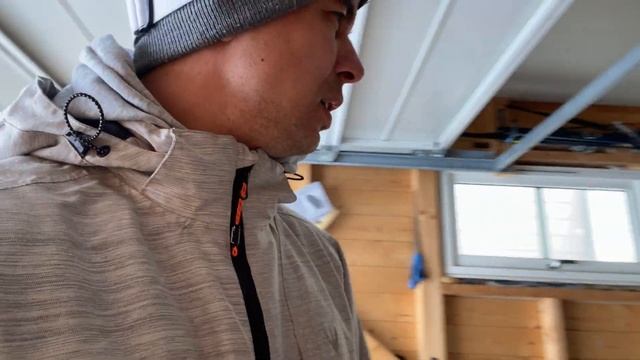 Норвегию Засыпало Снегом в Мае | Меняем Резину Обратно На Зимнюю смотреть онлайн