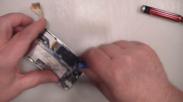 How To Replace iPhone 4 Screen смотреть онлайн