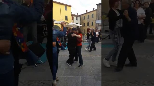 Красиво танцуют смотреть онлайн