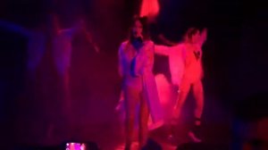 Надя Дорофеева - Абнимос-Досвидос (live)