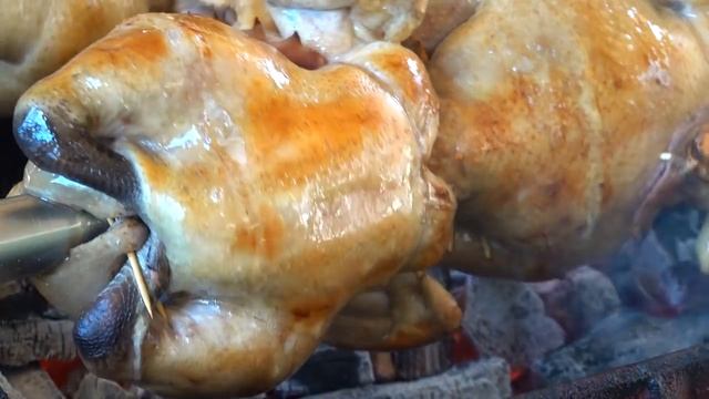 Цыпленок с цельной курицей _ 烤全雞 - Тайваньская уличная еда.