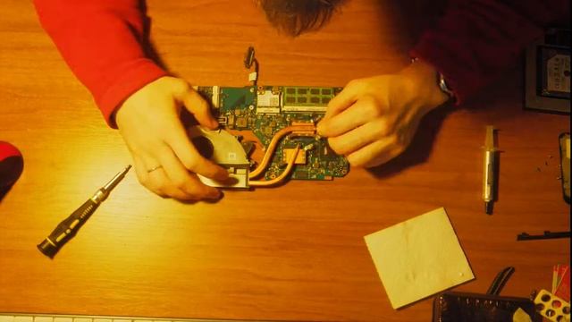 SONY Vaio SVS15127PXB i7 8GB 256 GB SSD + 750 GB HDD смотреть онлайн