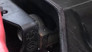 Ford Raptor F150 SVT DIY Driveway Frame Swap and Rebuild Part 15