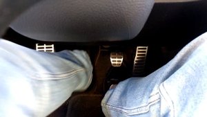 Щелчки в педали сцепления VW Golf mk6 1.4TSI CAXA 6МКПП LHY