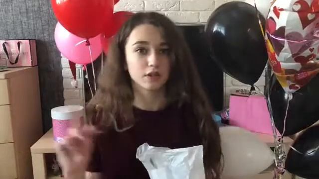 //ПОДАРКИ НА ДЕНЬ РОЖДЕНИЯ//МНЕ 14!? смотреть онлайн