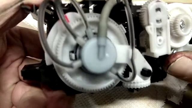 Brother MFC 315W Узел парковки и селектор прокачки чернил смотреть онлайн