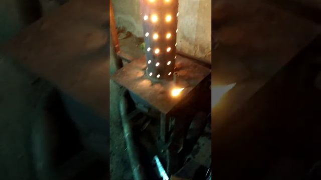 Печка на отработке. Отопление в гараже. смотреть онлайн