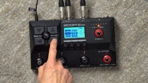 Zoom B2 FOUR basszusgitár padló multieffekt