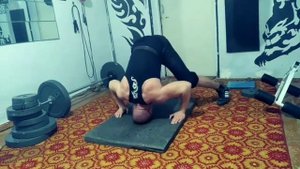 Борцовский мост тренировка шеи