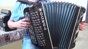Цельнопланочные баяны "Москва".