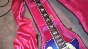 Gator vs Gibson  Guitar Case shootout