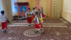 Кружок доп. образования «Барбарики» «Ах ты моя балалайка» (на видео воспитанники подгот-ой группы)