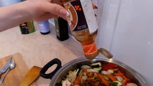 Овощи в сковороде Вок ICOOK.