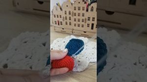 Один из способов соединения круглых мотивов.