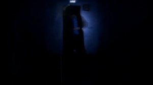 Два школьника танцуют Тектоник, Tecktonik, electro dance 2012