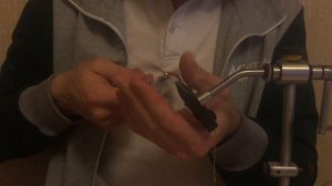 Вяжем грузовую мушку для зимней рыбалки. Как связать уловистую зимнюю мушку своими руками.