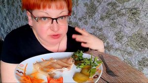 Свиное ухо/овощи,зелень/Почему я не сижу на диетах/Грустная история/мукбанг русский/Mukbang ASMR/