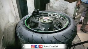 Kawasaki Z800 Rear Tyre Replacement (180/55 zr17 Pirelli)