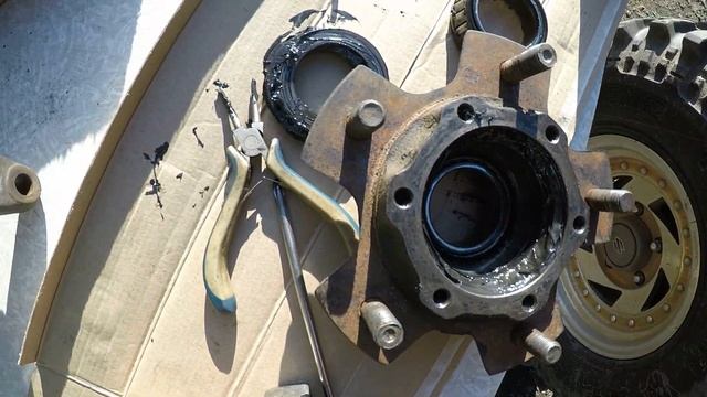 Ремонт передней подвески Suzuki Escudo TA01W смотреть онлайн