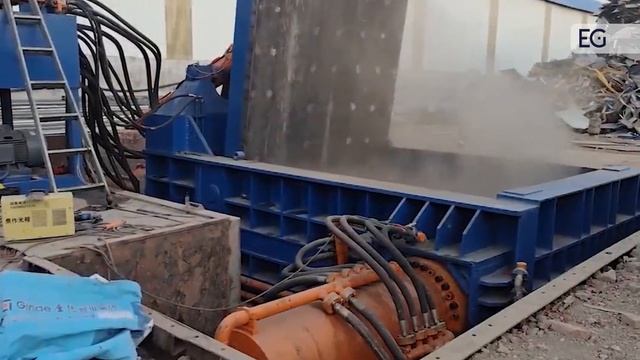 Пресс для пакетирования металлолома Y81-630