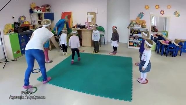 RYTMIKA OWOCE смотреть онлайн