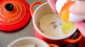 Яичница в Кокотнице со Сливками - Яичница Oeufs Cocotte - легкий рецепт  - вкусный завтрак